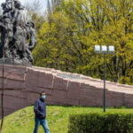 Як російська пропаганда використовує скандал з меморіалом в Бабиному Яру